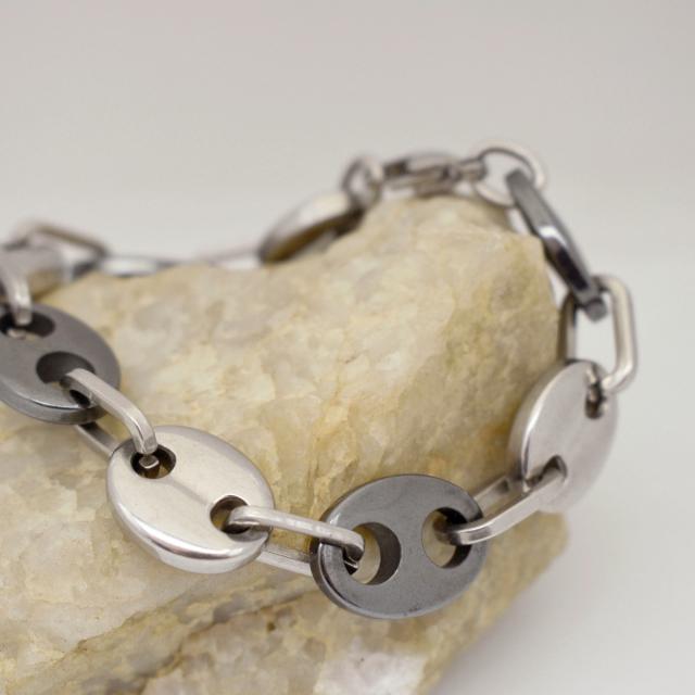 silver hematite bracelet.jpg